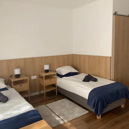 Apartahotel Idyllapartman2 *